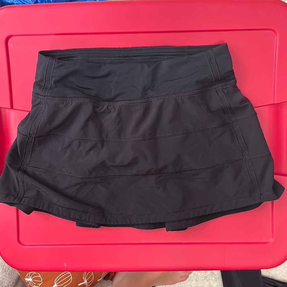 Lululemon pace rival mid rise skirt